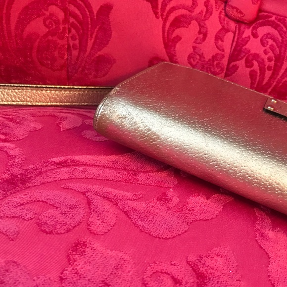Kate Spade wristlet wallet metallic silver gold - Picture 5 of 8